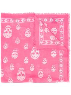Skulls scarf Alexander McQueen