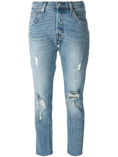 укороченные джинсы с рваными деталями Levi's Levi's®