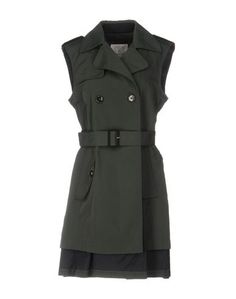 Легкое пальто Moncler
