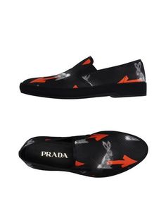 Низкие кеды и кроссовки Prada