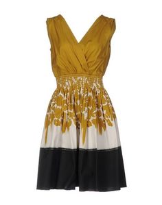Короткое платье Prada