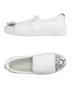 Низкие кеды и кроссовки Guess