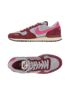 Низкие кеды и кроссовки Nike