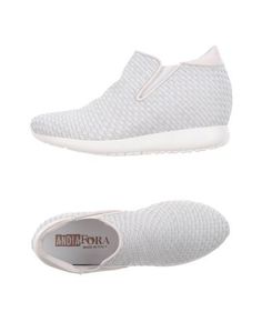 Низкие кеды и кроссовки AndÌa Fora