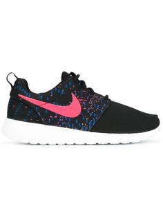 кроссовки Roshe One  Nike