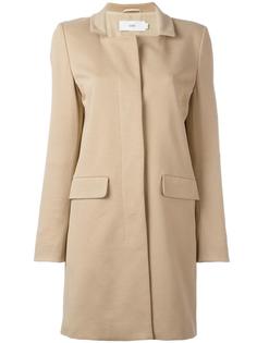 square neck coat Closed