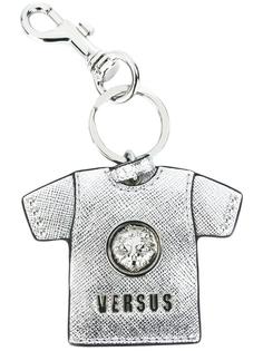 T-shirt keyring Versus