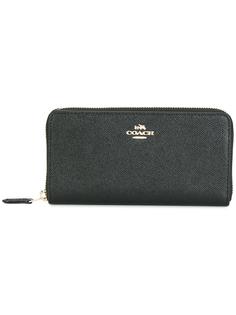 According zip wallet Coach