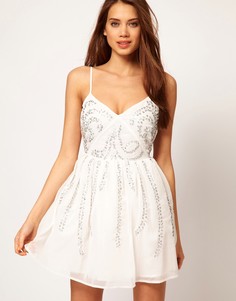 Короткое приталенное платье с пайетками ASOS - Кремовый