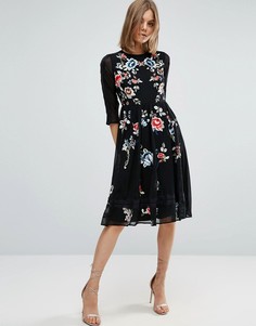 Приталенное платье миди с цветочной вышивкой ASOS PREMIUM - Черный