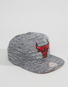 Серая бейсболка Mitchell &amp; Ness Noise Chicago Bulls - Серый