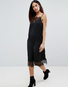 Платье-комбинация миди с кружевными вставками ASOS - Черный