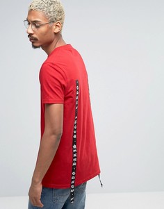 Длинная футболка с принтом на ленте ASOS - Красный