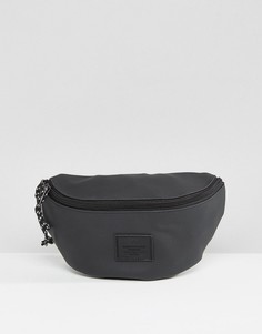 Черная сумка-кошелек на пояс с прорезиненной отделкой ASOS - Черный