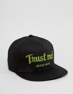 Бейсболка Cheats and Thieves Trust Me - Черный