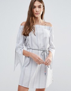Liquorish Off The Shoulder Striped Dress - Синий