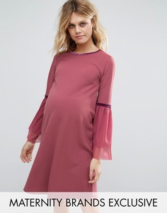 Цельнокройное платье с рукавами‑оборками Bluebelle Maternity - Розовый