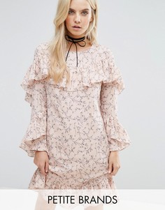 Платье с оборками и цветочным принтом Glamorous Petite - Мульти