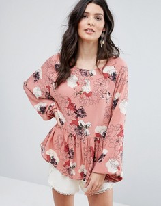 Топ с цветочным принтом и баской Vila - Розовый