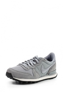 Кроссовки Nike