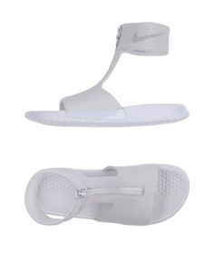 Сандалии Nike