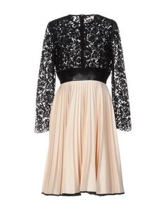 Короткое платье Valentino