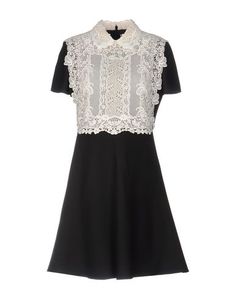Короткое платье Valentino