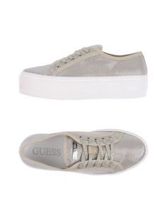 Низкие кеды и кроссовки Guess