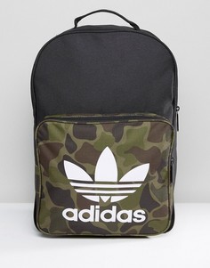 Классический рюкзак с камуфляжным принтом adidas Originals BK7214 - Черный