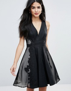 Forever Unique Deep V Skater Dress - Черный