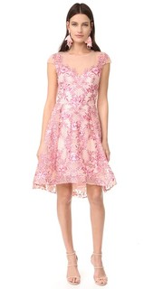 Коктейльное платье с короткими рукавами Marchesa Notte