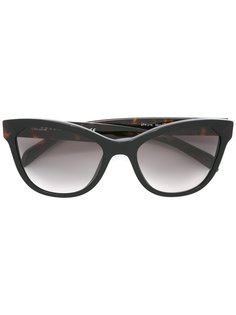 солнцезащитные очки с массивной оправой Prada Eyewear