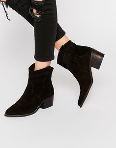 Кожаные ботинки в стиле вестерн New Look - Черный