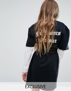 Платье-футболка с корсетом и принтом на спине Reclaimed Vintage - Черный