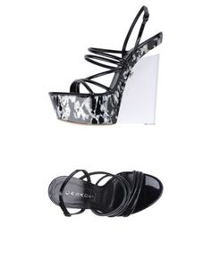 Сандалии Casadei