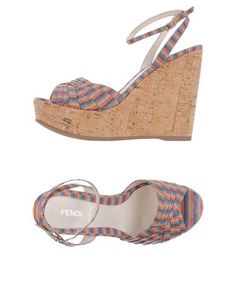 Сандалии Fendi