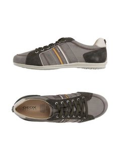 Низкие кеды и кроссовки Geox