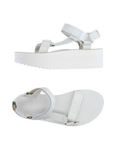 Сандалии Teva