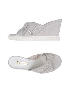 Сандалии Casadei