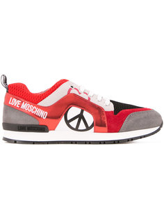 lace up trainers  Love Moschino