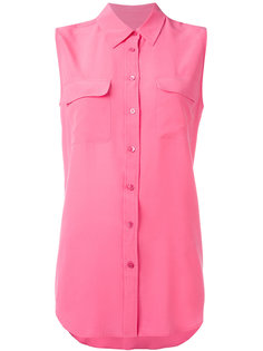 sleeveless plain shirt  Equipment