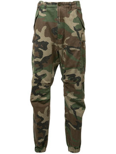 camouflage cropped trousers R13