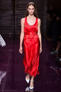 Однотонное платье Nina Ricci