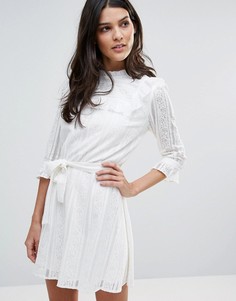 Кружевное платье с длинными рукавами Liquorish - Белый