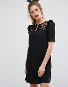 Платье с короткими рукавами, кружевной вставкой и завязкой у горловины Fashion Union - Черный