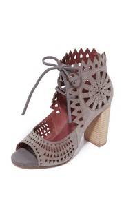 Ботильоны Cordia с открытым носком Jeffrey Campbell