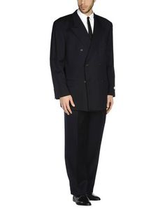 Костюм Valentino