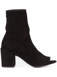 ботинки Big Koko Stuart Weitzman