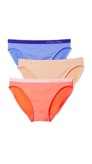 Набор Pure из трех пар бесшовных трусиков-бикини Calvin Klein