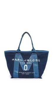 Небольшая объемная сумка New с короткими ручками из денима с логотипом Marc Jacobs